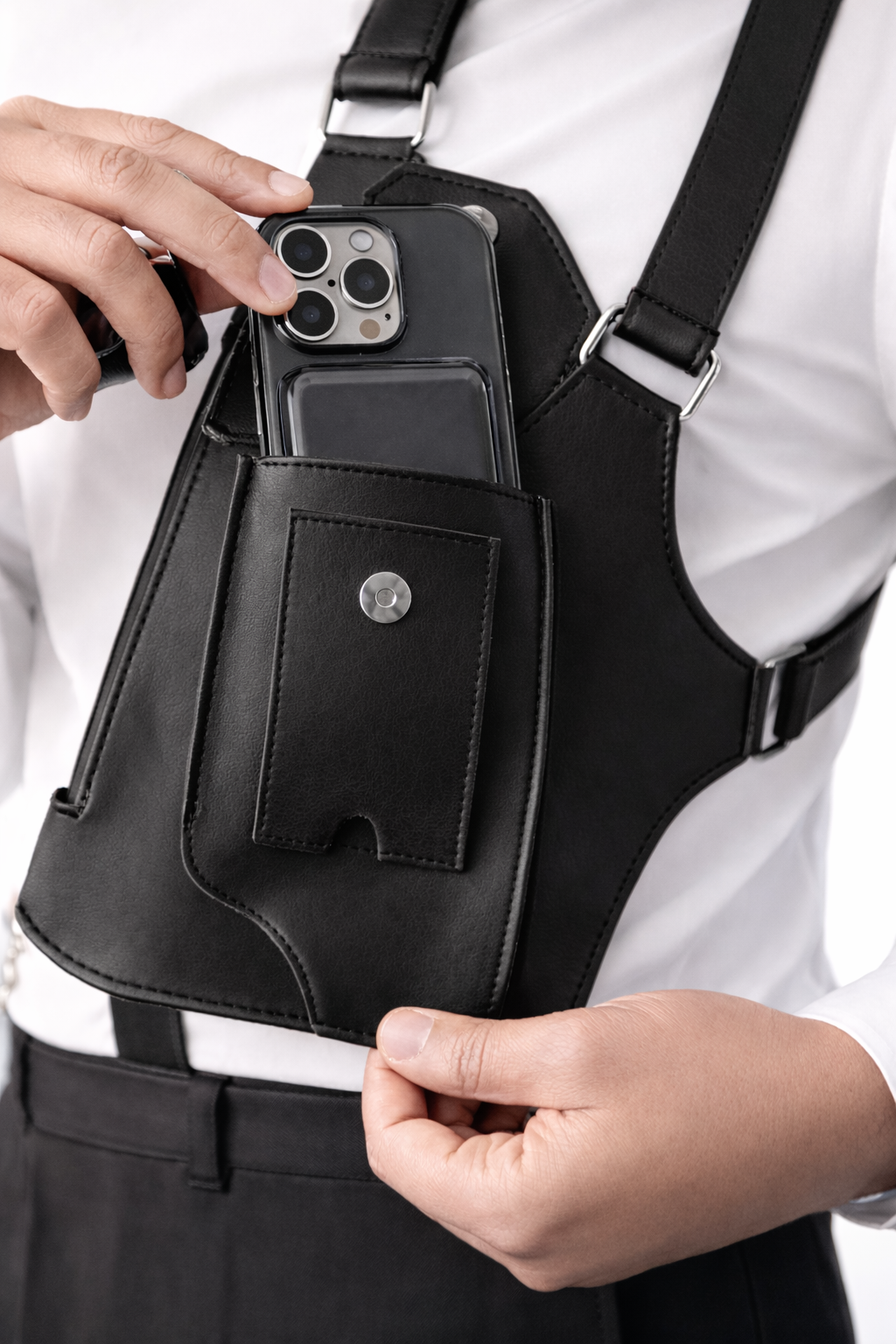 Monarch Heritage Satchel™